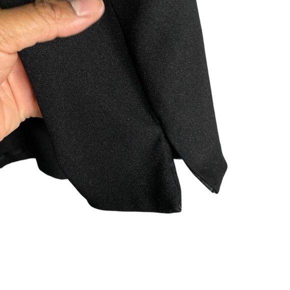 Nygard Women's Black Single Breasted Formal Blazer - Picture 5 of 9